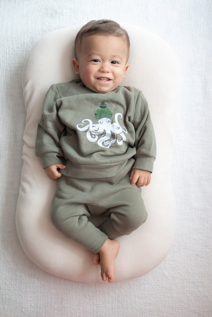 Octopus | Kids' Cozy Fleece Crewneck Sweatshirt