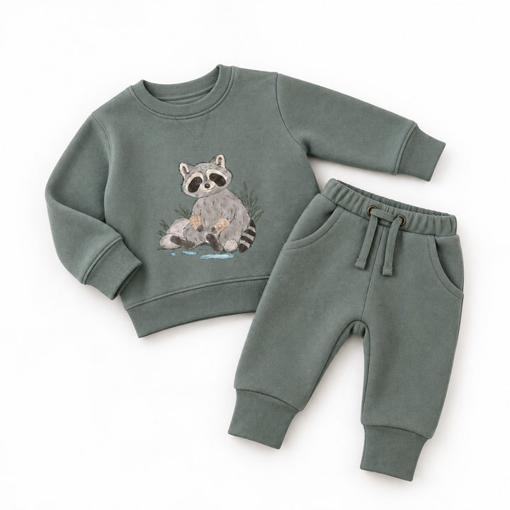 Child wearing Cozy Fleece Jogger in Jade.