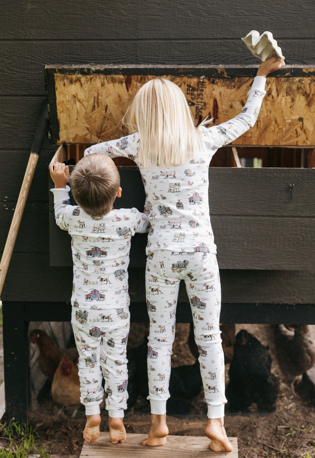 Child wearing Kids' Organic L/Sleeve PJ Set in Farm Friends.