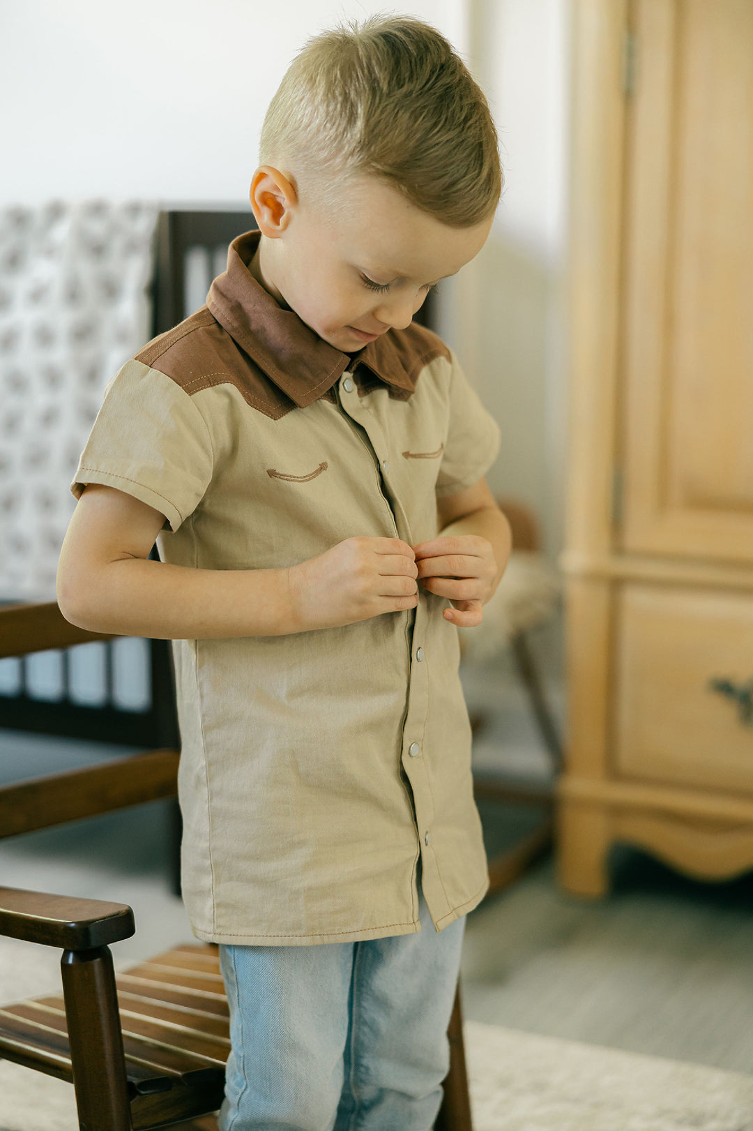 Child wearing Kids' Western Button-Up Shirt in Oatmeal.