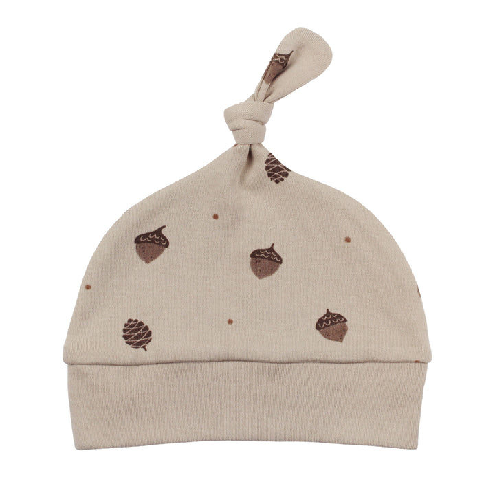 Organic Knotted Hat in Little Acorn.