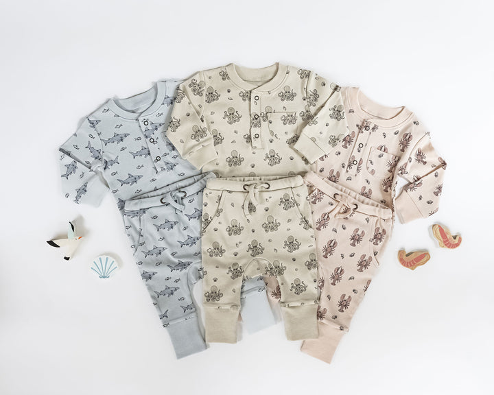 Child wearing Organic Henley Sweatshirt & Jogger Set in Octopus.