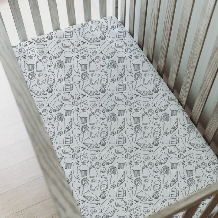 Organic Crib Sheet 2-Pack in Happy Day Success.