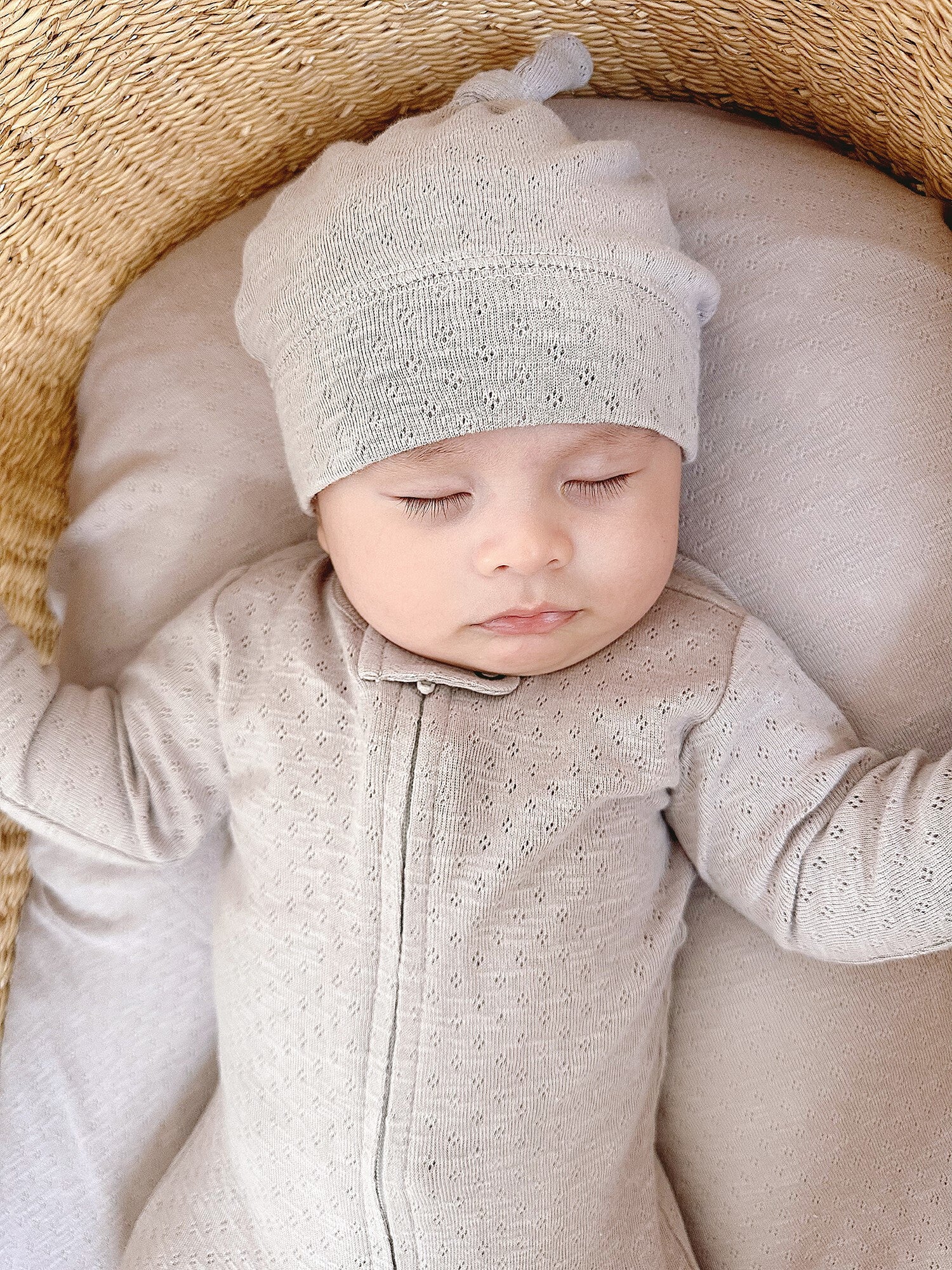 Cloud | Pointelle Organic Knotted Hat – L'ovedbaby