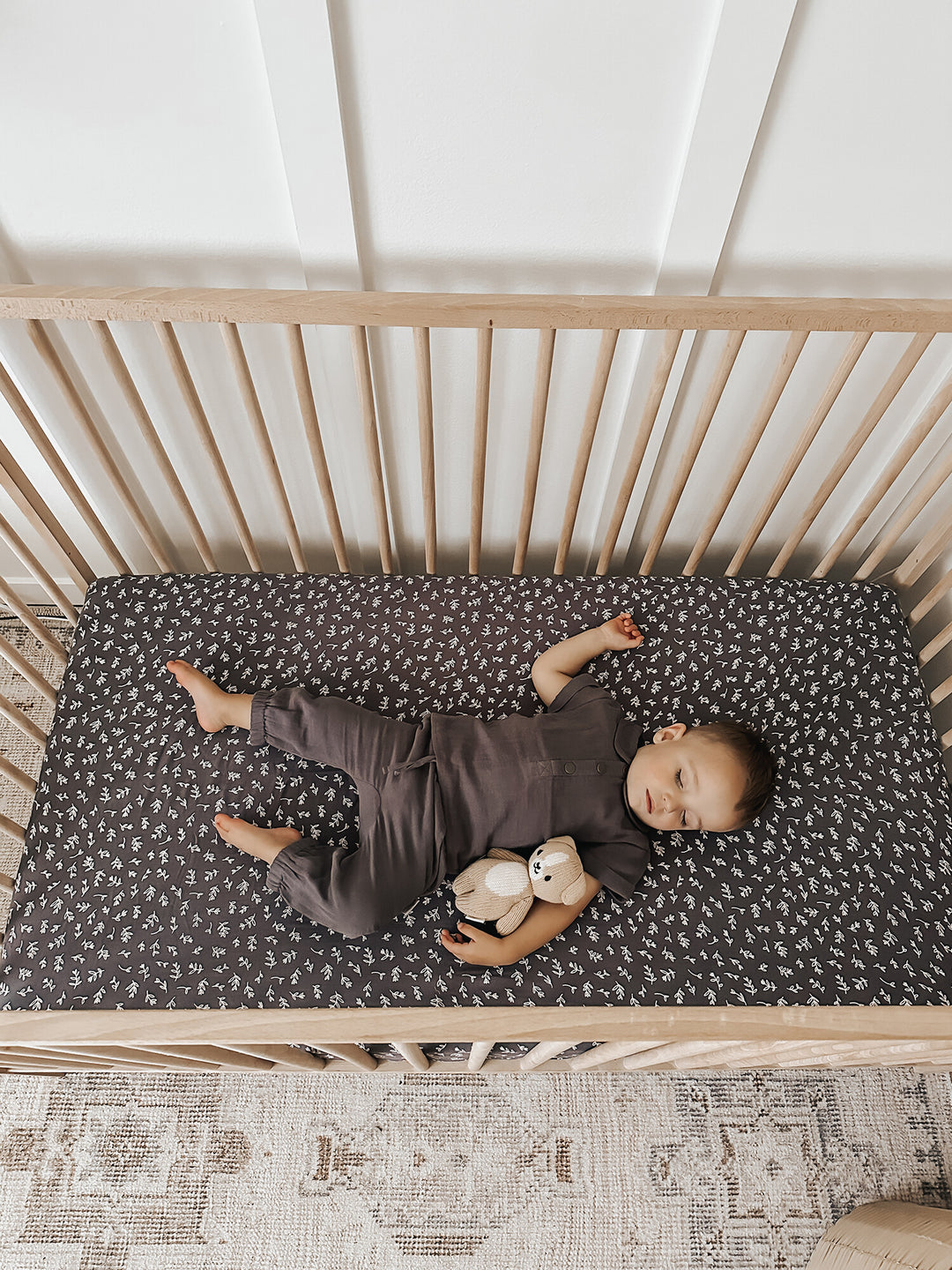 Child wearing Organic Muslin Tee & Harem Pant Set in Dusk.