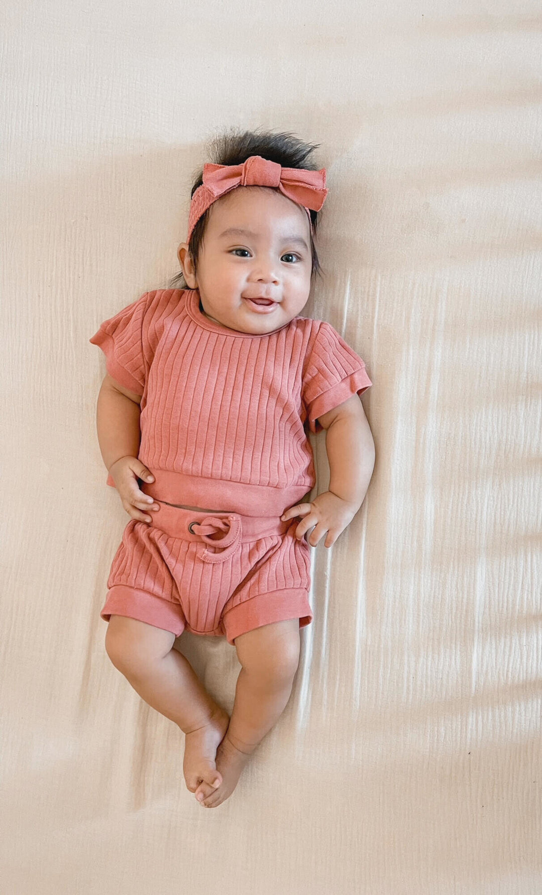 Child wearing Ribbed Tee & Shortie Set in Sienna.